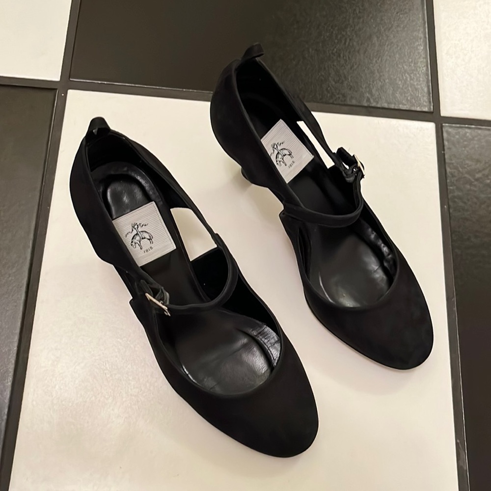 Women's Black Fleece by Thom Browne Black Suede heels